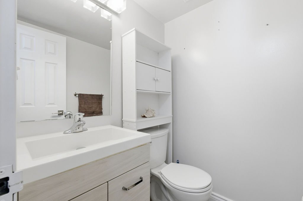 75_Riverside_1206_16