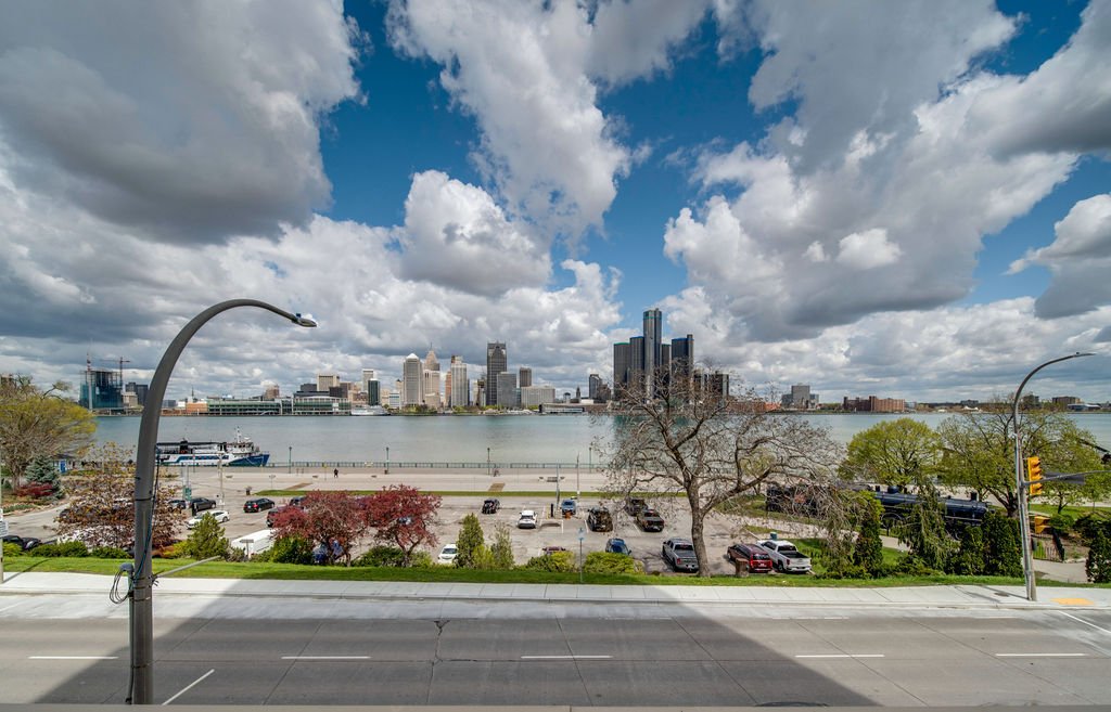 75_Riverside_1206_31