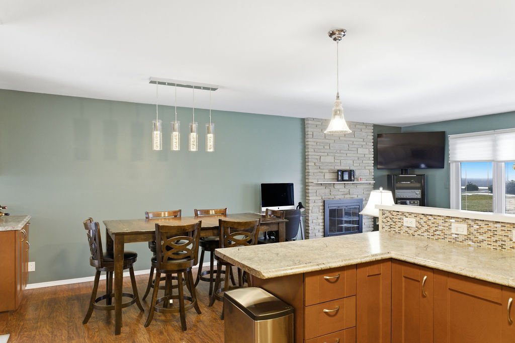 13132WalkerSideRd.-12