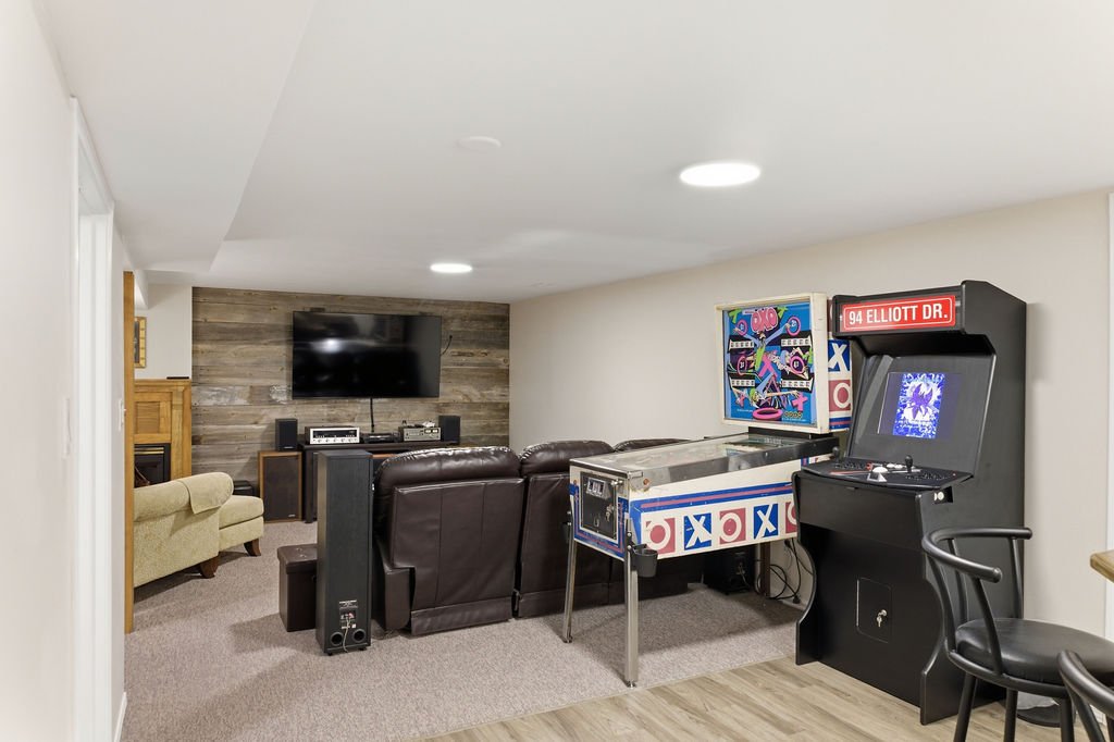 13132WalkerSideRd.-27