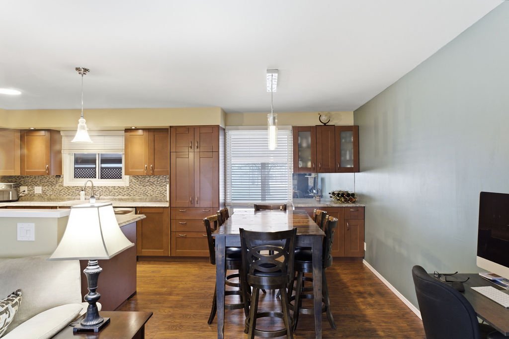 13132WalkerSideRd.-9