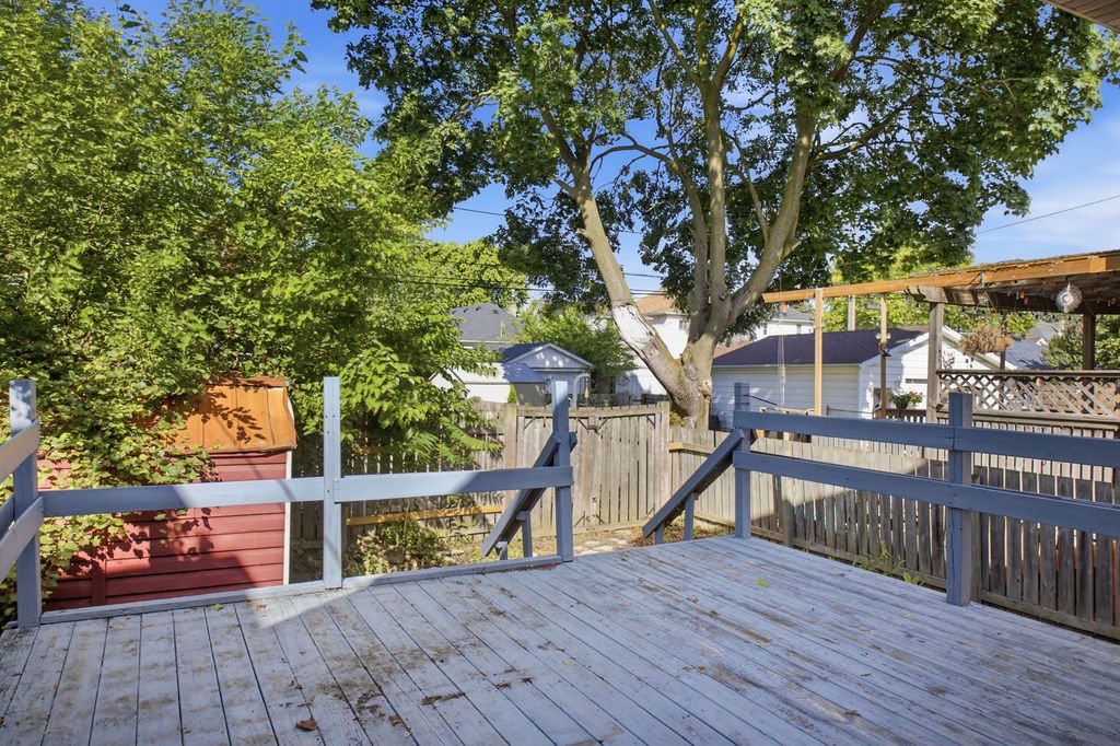 977Gladstone-25