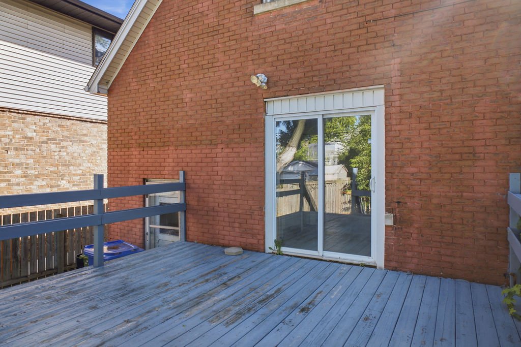 977Gladstone-26