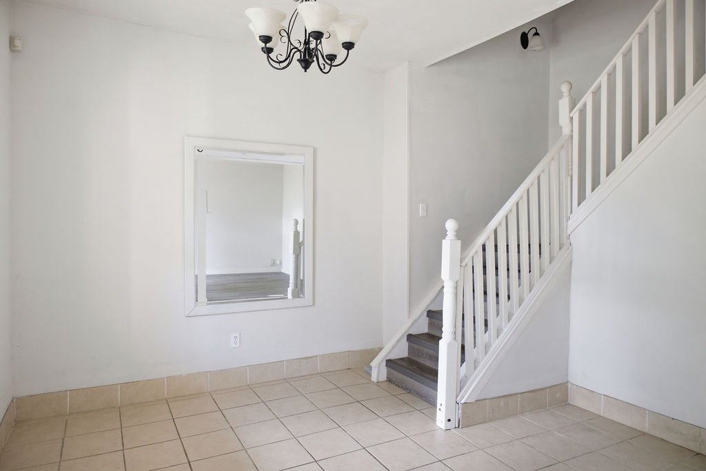 977Gladstone-5