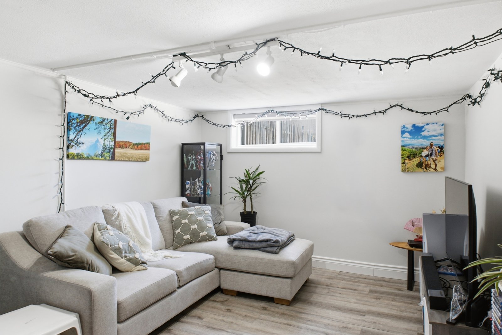 372 Lincoln Rd. – 9
