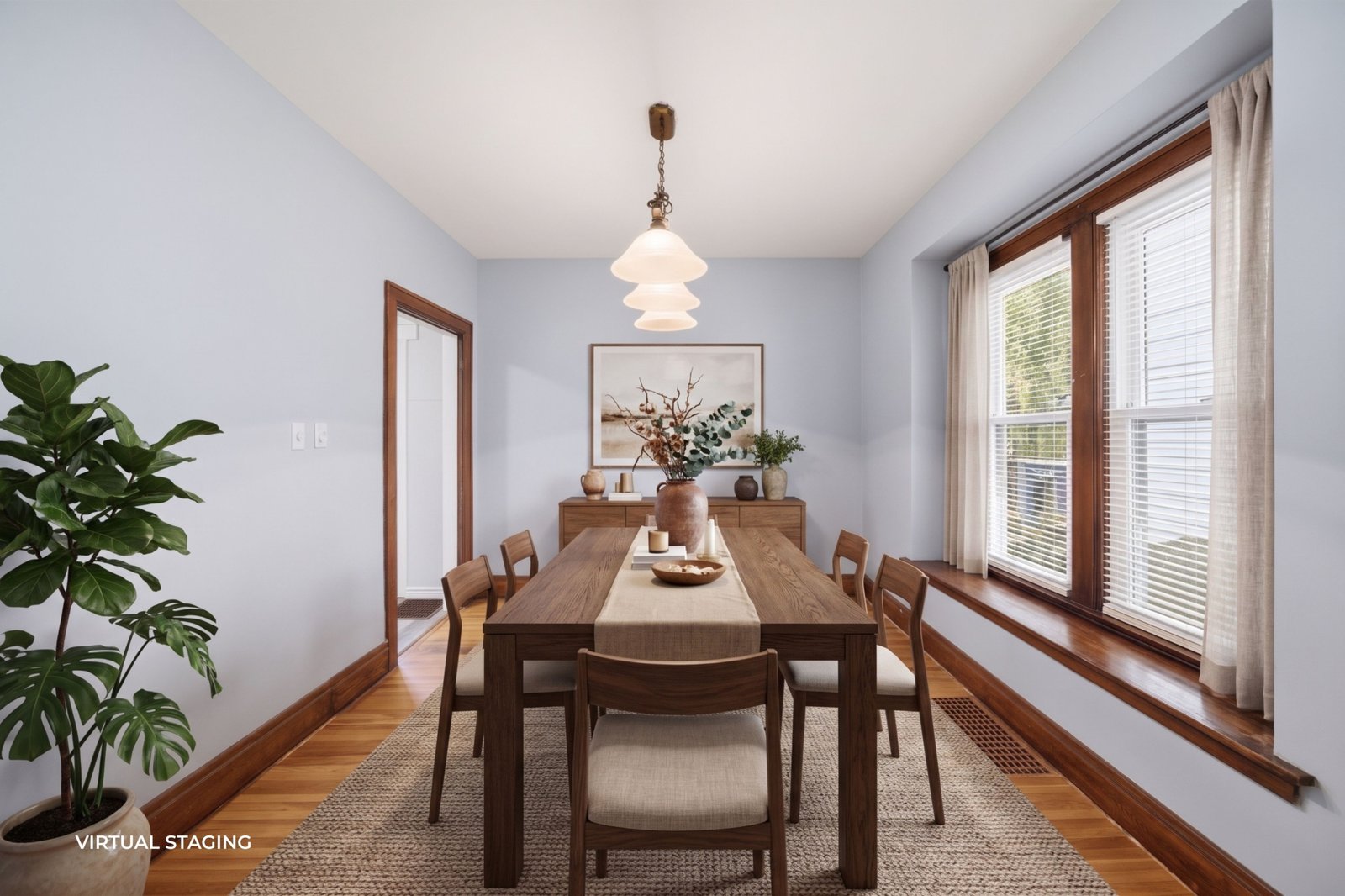 1046 Lincoln Rd.